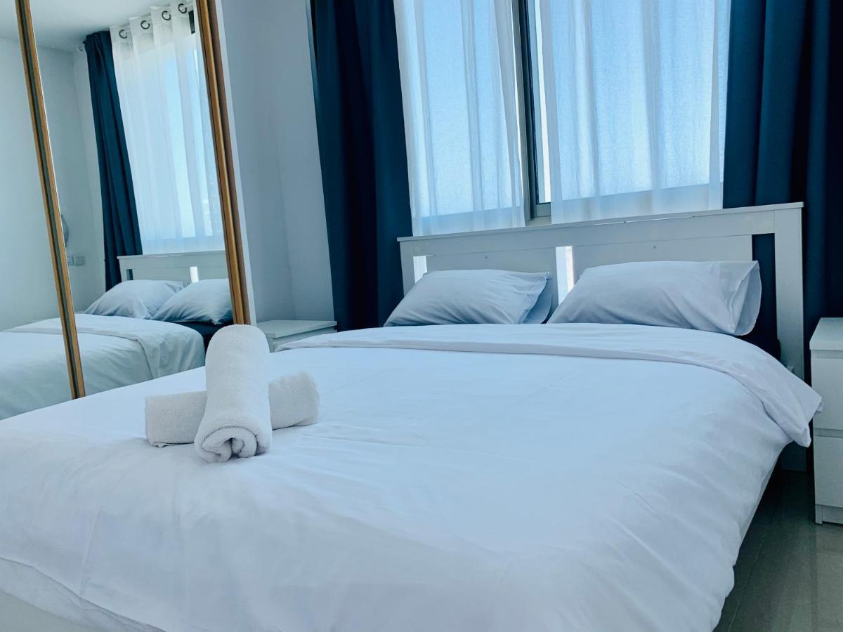 C Tower Apartments Нетания Екстериор снимка