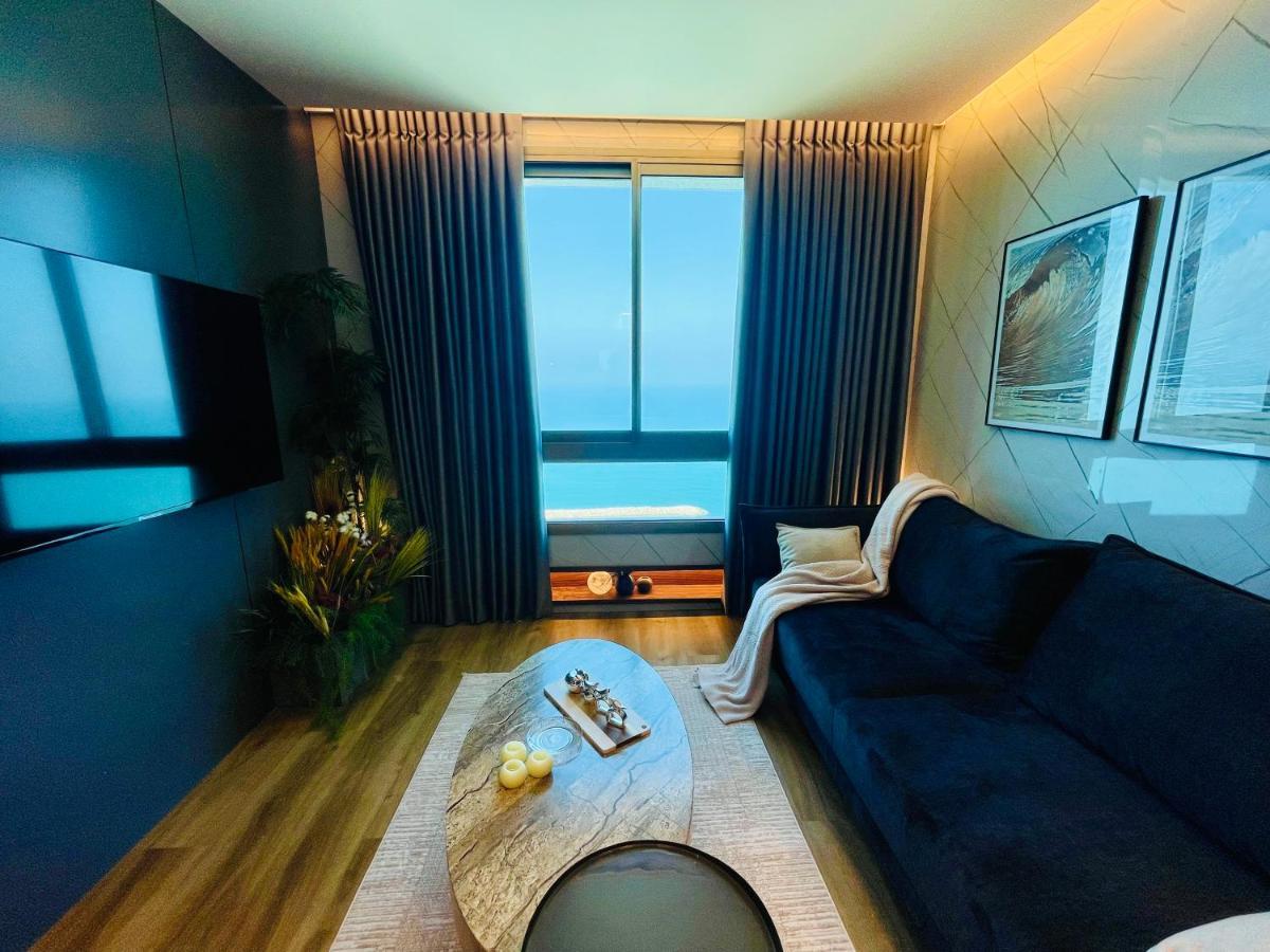 C Tower Apartments Нетания Екстериор снимка